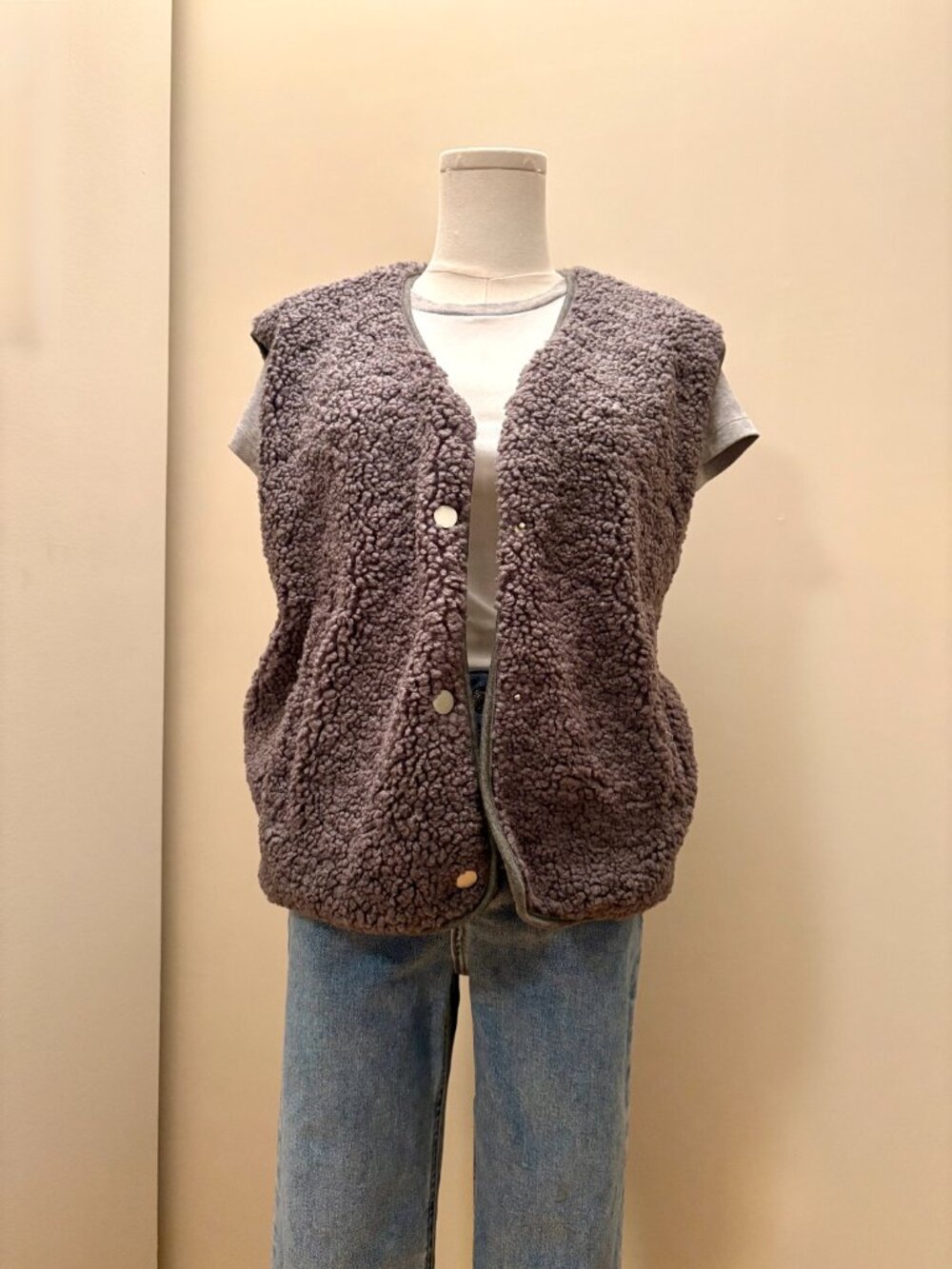 Easy Clothes Dark Gray Taoh Vest
